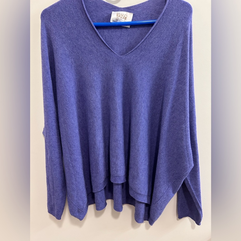 🍁Brand Bazar Purple V Neck Sweater - Picture 2 of 8